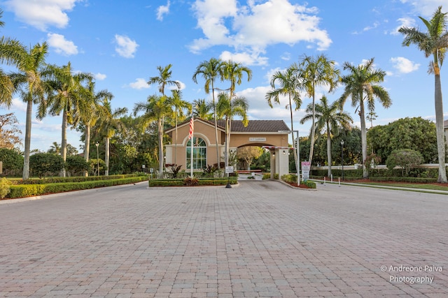 3036 Calle Valencia, West Palm Beach, FL 33409 - view of property's community