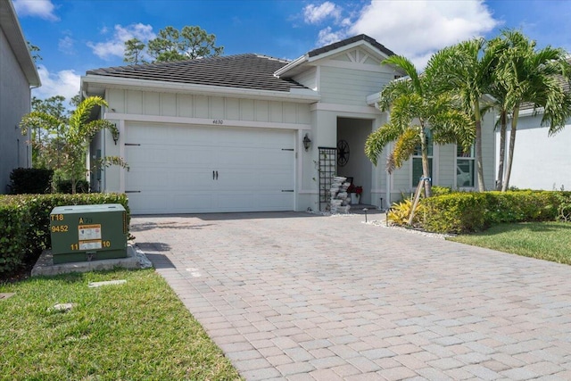 view of front of home featuring a garage