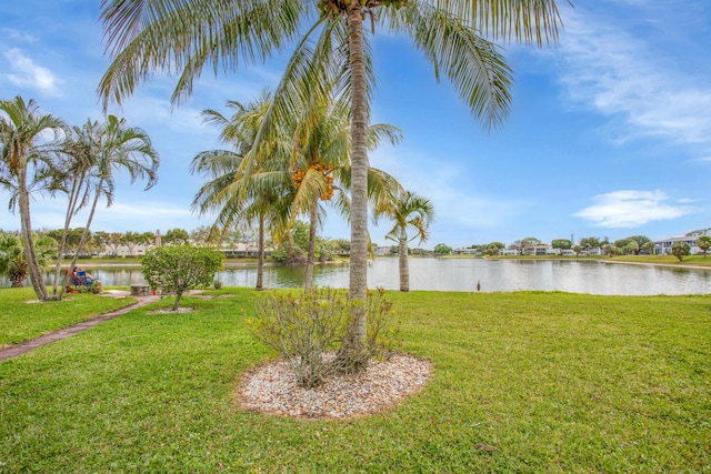 view of yard with a water view