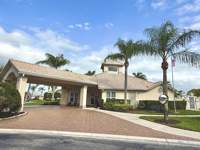 exterior space featuring a carport