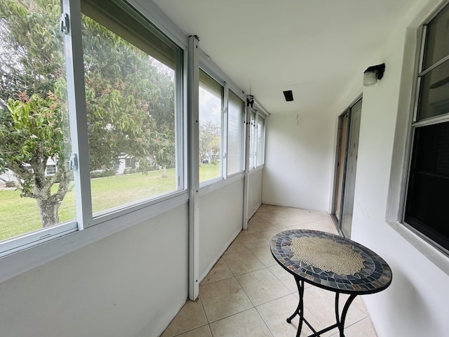 view of sunroom / solarium