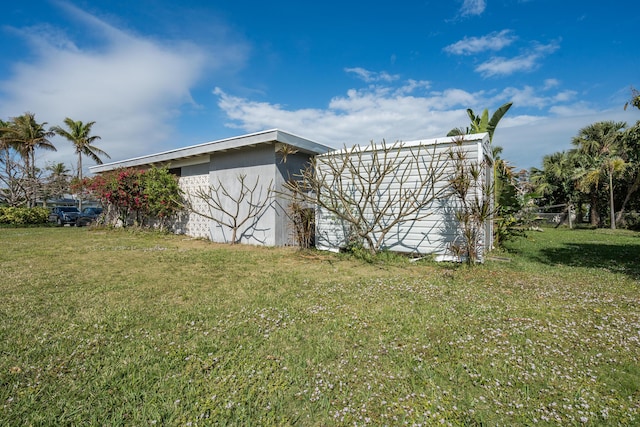 306 Fernandina St, Fort Pierce, FL 34949 - view of grassy yard