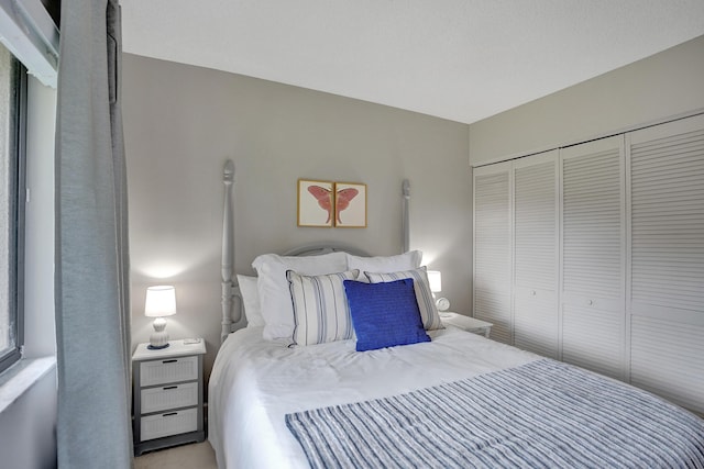 bedroom featuring a closet