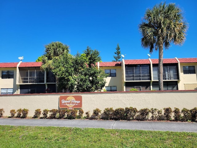 2050 Oleander Blvd Unit 1106, Fort Pierce, FL 34950 - view of building exterior