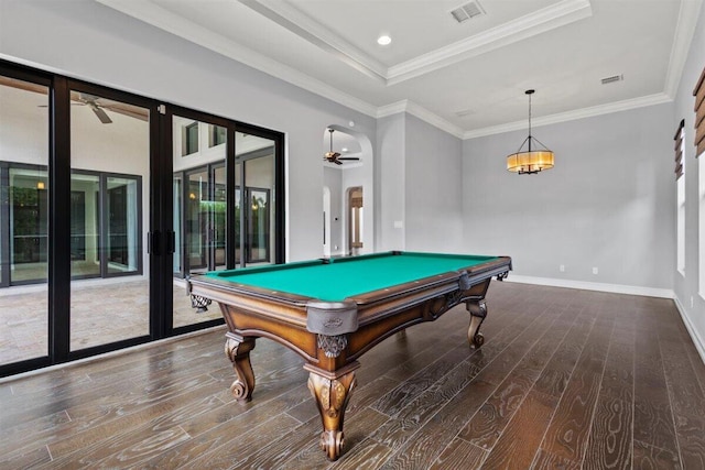 playroom with visible vents, arched walkways, ceiling fan, and wood finished floors