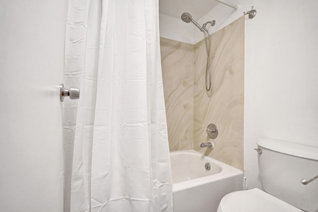 full bath featuring shower / bath combination with curtain and toilet