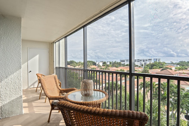 view of sunroom / solarium