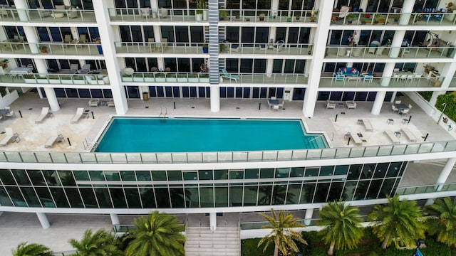 1180 N Federal Hwy Unit 1409, Fort Lauderdale, FL 33304 - community pool with a patio area