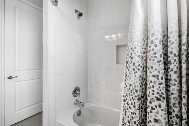 full bathroom featuring shower / tub combo