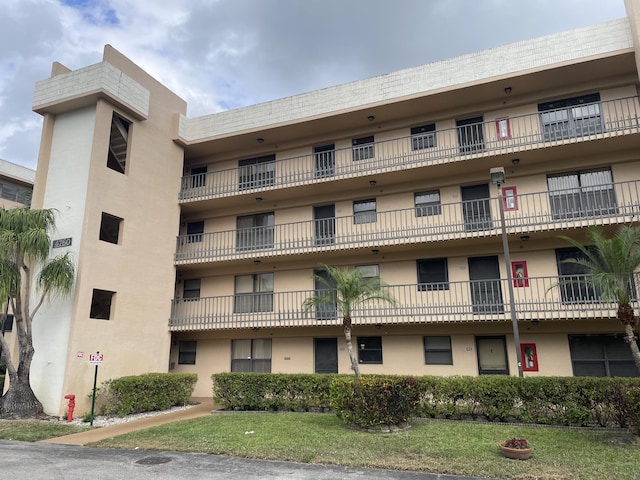 view of building exterior