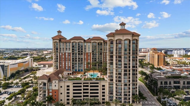 view of building exterior with a city view