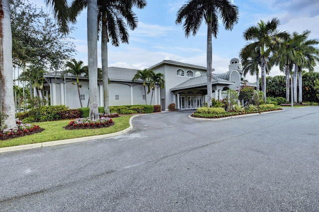 view of building exterior featuring driveway