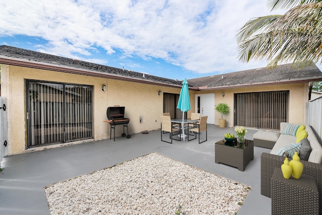 8202 Ambach Way, Hypoluxo, FL 33462 - view of patio / terrace
