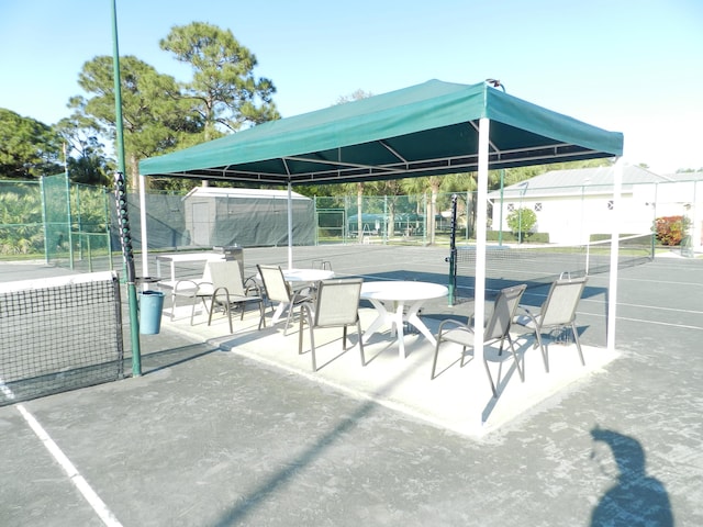 224 NW Pleasant Grove Way, Port Saint Lucie, FL 34986 - view of patio with fence