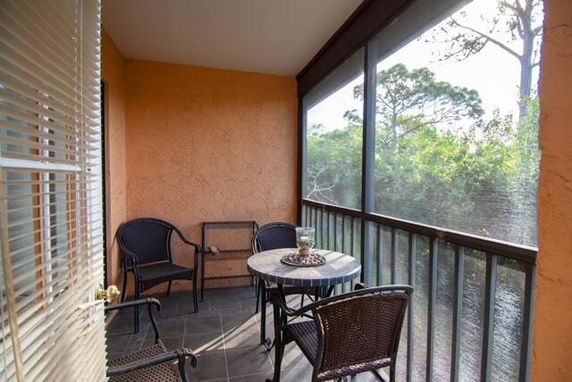 view of sunroom / solarium