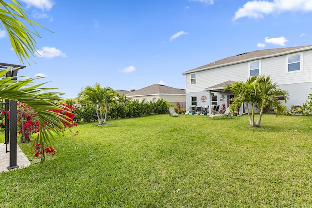 view of yard with a patio