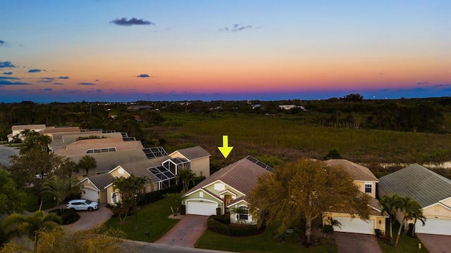 view of aerial view at dusk