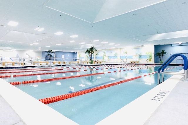 465 Saxony J, Delray Beach, FL 33446 - view of community pool
