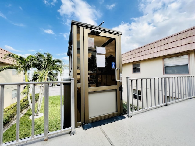465 Saxony J, Delray Beach, FL 33446 - exterior space
