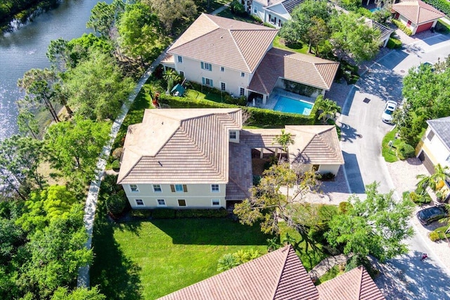 bird's eye view with a water view