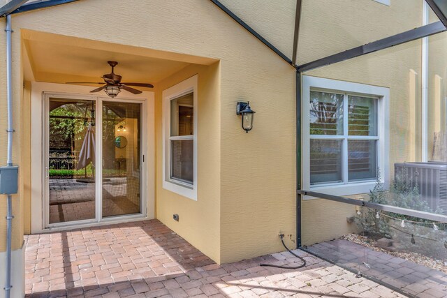 4559 Cadiz Cir, Palm Beach Gardens, FL 33418 - carpeted empty room featuring a ceiling fan and baseboards