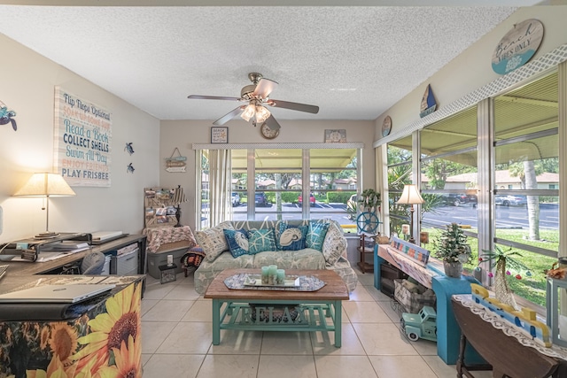 sunroom / solarium with a ceiling fan