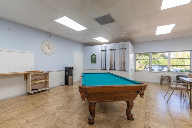 recreation room with a drop ceiling, billiards, visible vents, and baseboards