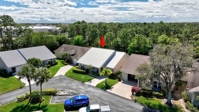 birds eye view of property featuring a residential view