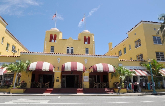 view of building exterior