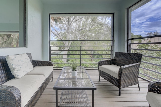 view of sunroom / solarium