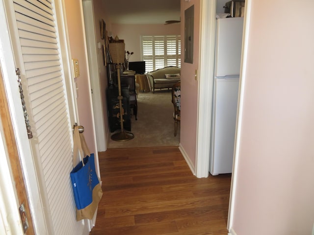 5580 Tamberlane Cir Unit 334, Palm Beach Gardens, FL 33418 - corridor featuring wood finished floors