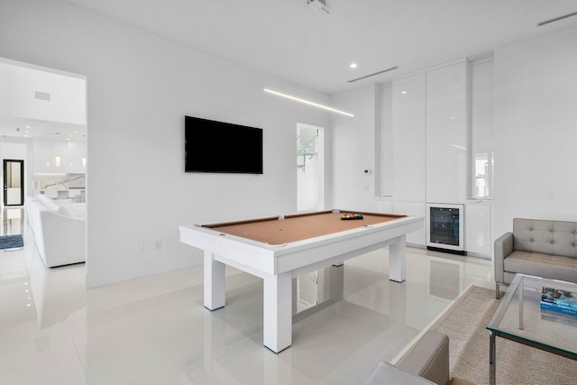 playroom featuring light tile patterned floors, wine cooler, billiards, and recessed lighting