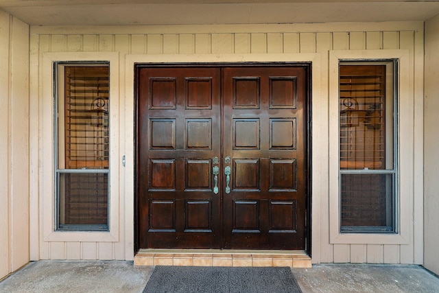 view of entrance to property