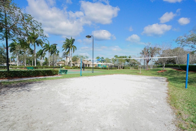 surrounding community with volleyball court