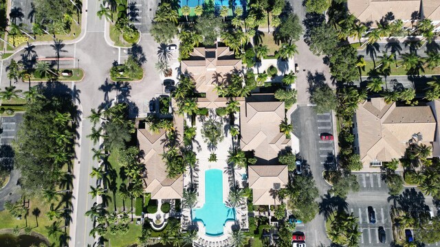 bird's eye view with a residential view