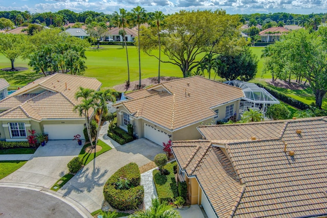 bird's eye view with a residential view