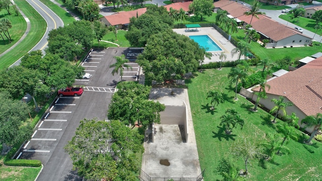 drone / aerial view featuring a residential view