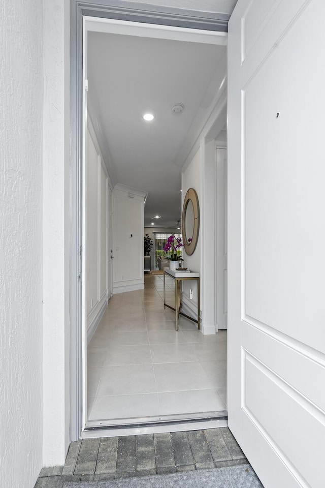 corridor featuring recessed lighting