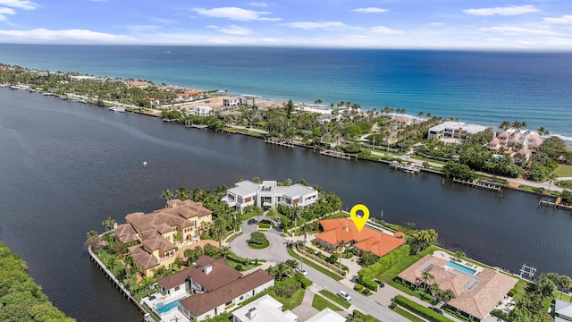 bird's eye view with a water view