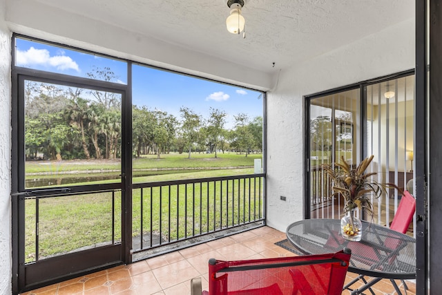 view of sunroom / solarium