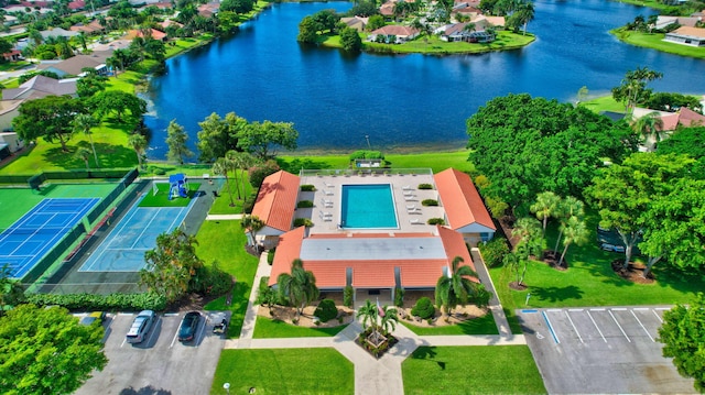 bird's eye view with a water view