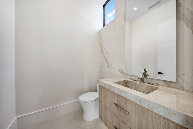 191 W Coconut Palm Rd, Boca Raton, FL 33432 - half bath featuring vanity and toilet