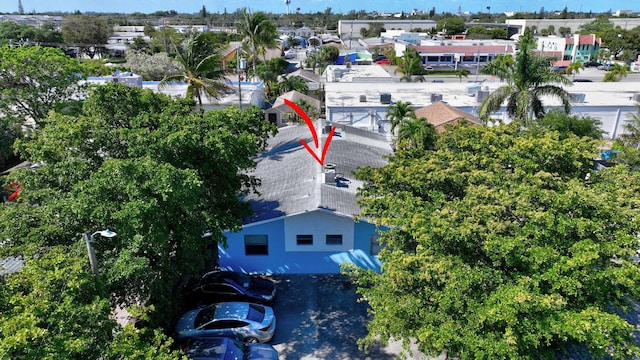 birds eye view of property featuring a residential view