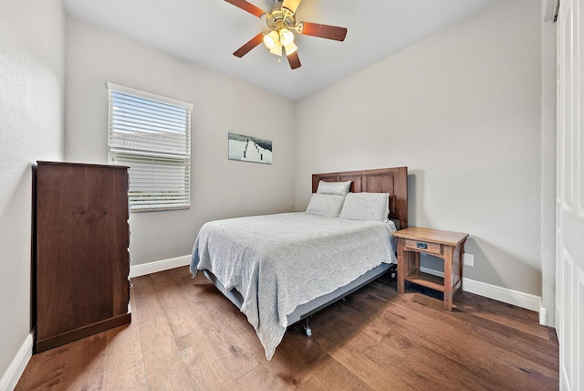 271 Rudder Cay Way, Jupiter, FL 33458 - bedroom featuring baseboards, wood finished floors, and a closet