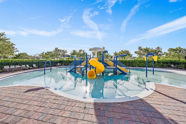 271 Rudder Cay Way, Jupiter, FL 33458 - community pool with a patio and fence