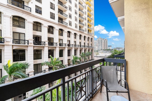 balcony featuring a city view