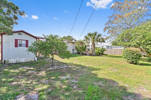 view of yard featuring fence