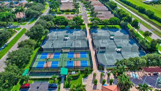 birds eye view of property with a residential view