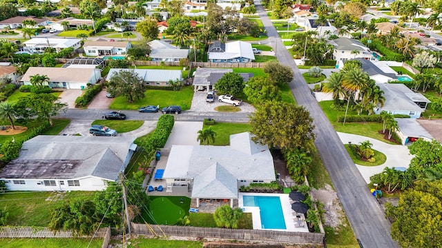 bird's eye view featuring a residential view