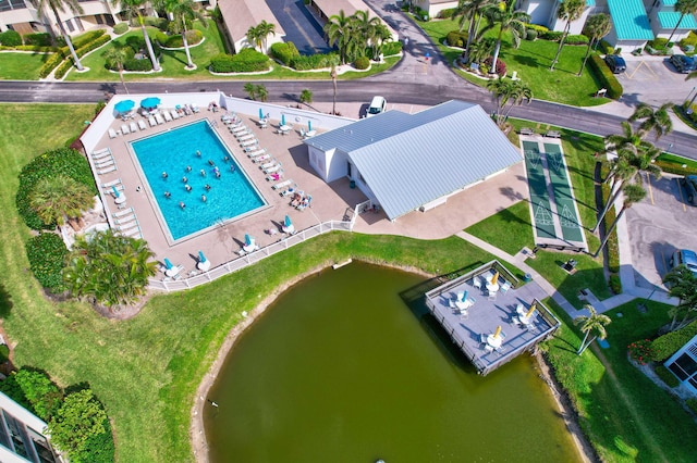 bird's eye view featuring a water view